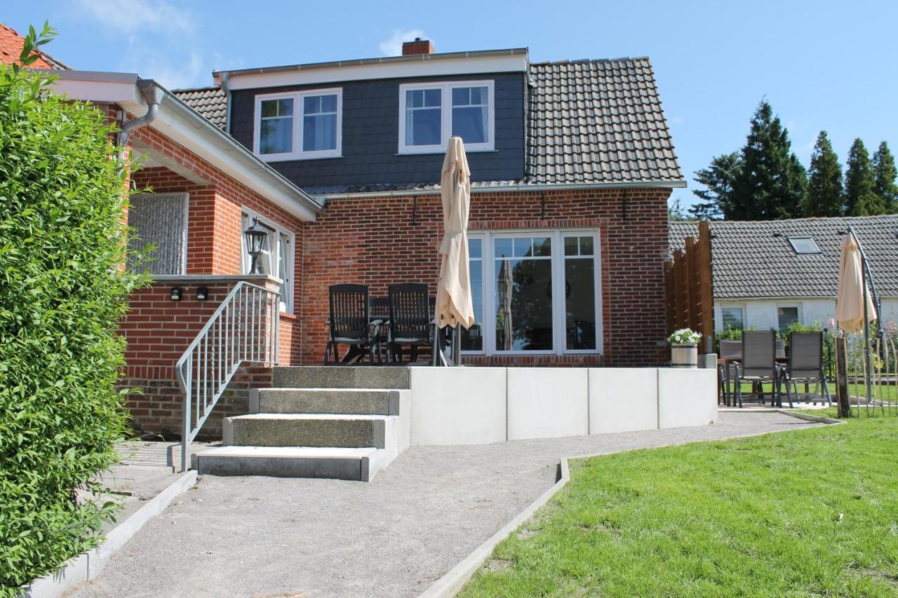 Tant Berta'S Huus Appartement Krummhörn Buitenkant foto